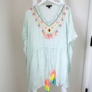 Primark Women’s Pale Green Embroidered Swim and Beach Coverup Sz M